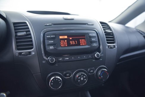Used 2018 Kia Forte LX image 19