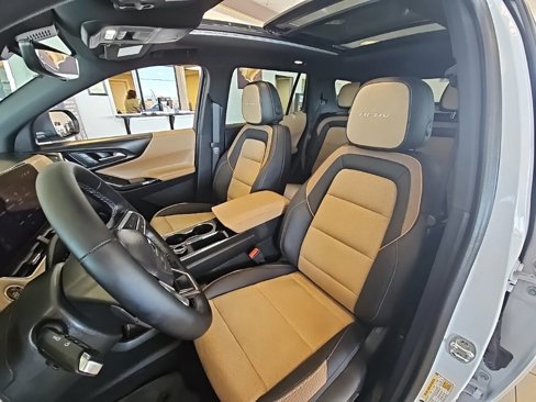 New 2026 Chevrolet Equinox ACTIV w/ Convenience Package III image 16