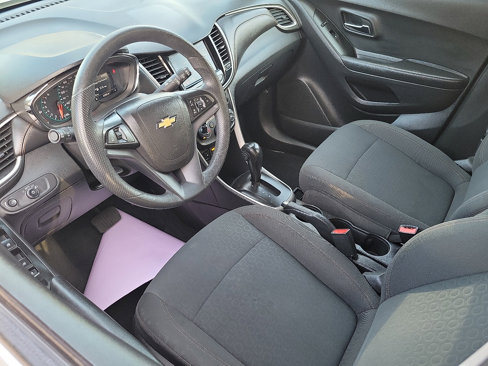 Used 2022 Chevrolet Trax LS w/ Tint and Cruise Package image 3