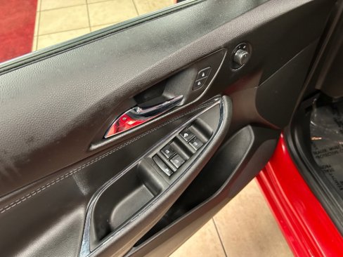 Used 2017 Chevrolet Cruze Premier image 7