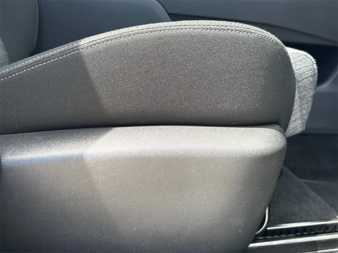 Used 2023 Nissan Rogue SV image 20