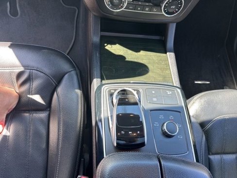 Certified 2017 Mercedes-Benz GLE 350 4MATIC image 16