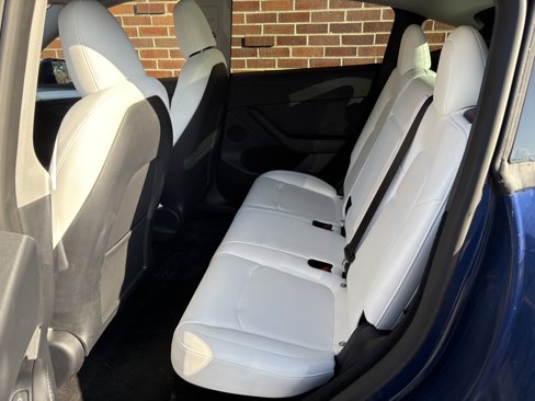 Used 2023 Tesla Model Y Long Range image 4