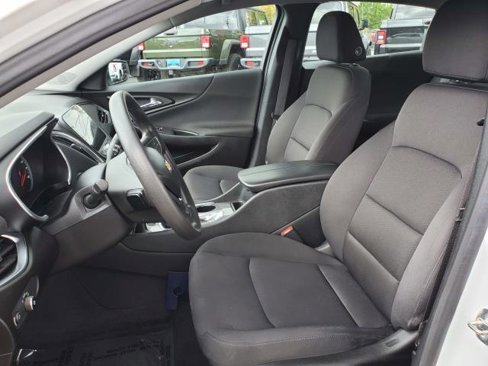 Used 2020 Chevrolet Malibu LT image 5