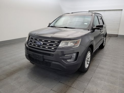 Used 2017 Ford Explorer XLT w/ Equipment Group 201A image 15