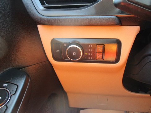 Used 2022 Ford Escape SEL image 16