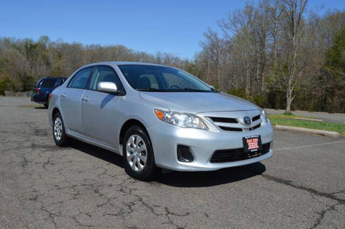 Used 2011 Toyota Corolla LE image 3