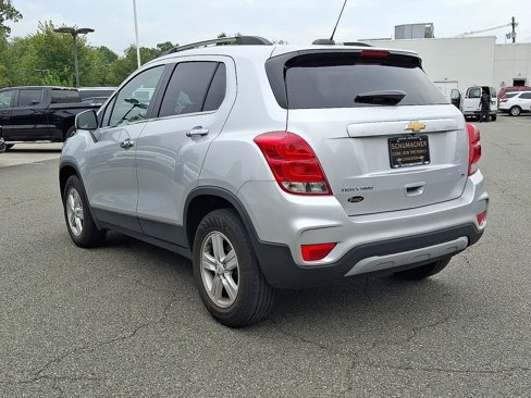 Used 2019 Chevrolet Trax LT w/ LT Convenience Package image 4