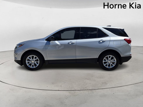 Used 2018 Chevrolet Equinox LS image 6