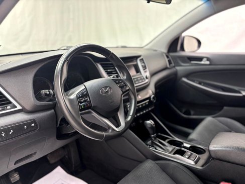 Used 2016 Hyundai Tucson Sport image 13