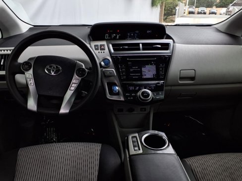 Used 2016 Toyota Prius V Three image 18