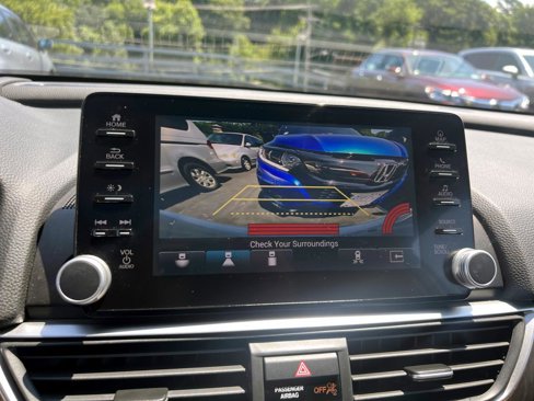 Certified 2018 Honda Accord Touring image 28