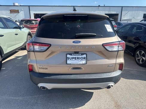 Used 2021 Ford Escape SE image 5