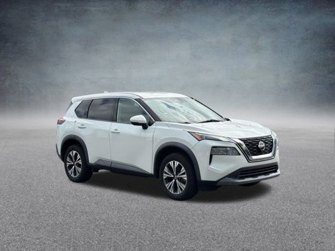 Used 2021 Nissan Rogue SV image 4