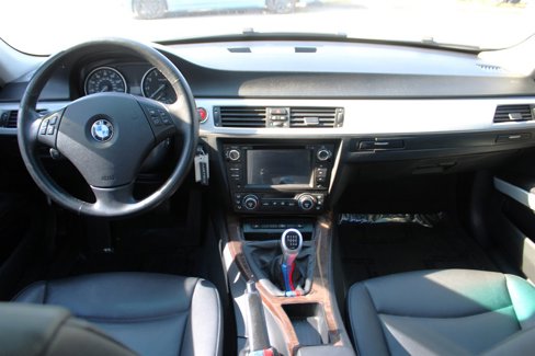 Used 2009 BMW 328i xDrive Sedan image 11