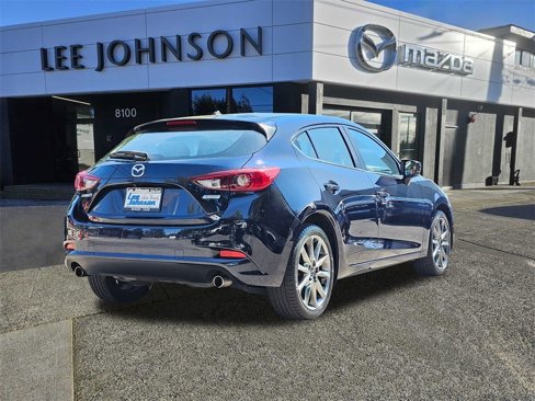 Used 2018 MAZDA MAZDA3 Touring image 5