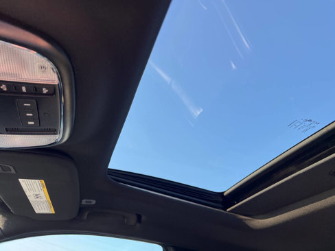 Used 2019 Jeep Grand Cherokee Limited image 22