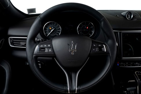 Used 2022 Maserati Levante GT image 34