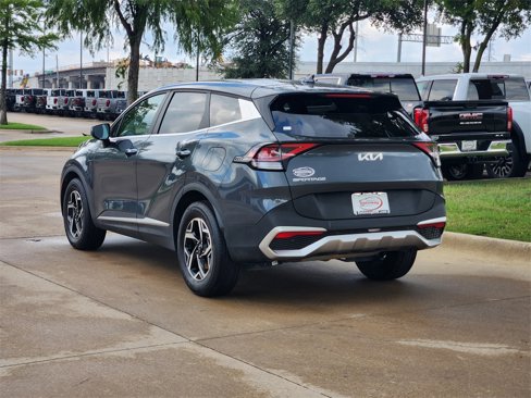Used 2024 Kia Sportage LX image 5