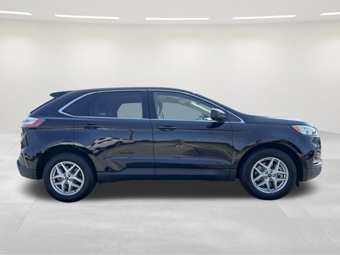 Used 2022 Ford Edge SEL w/ Convenience Package image 6