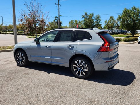 New 2025 Volvo XC60 B5 Core image 5