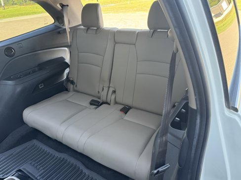 Used 2020 Honda Pilot Touring image 39
