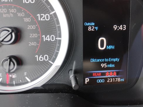 Used 2022 Toyota Corolla SE image 11