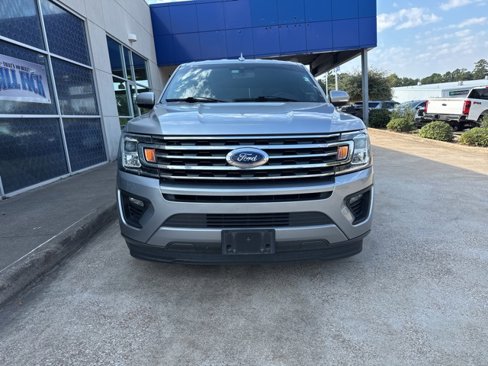 Used 2020 Ford Expedition XLT w/ Equipment Group 202A image 3