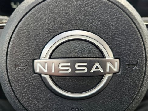 New 2025 Nissan Kicks SR w/ SR Premium Package image 31
