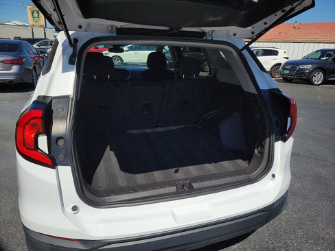 Used 2020 GMC Terrain SLE image 10