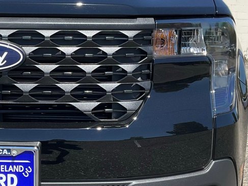 New 2025 Ford Maverick XL image 76