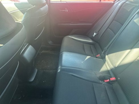 Used 2016 Honda Accord Sport image 10