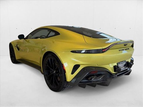 New 2025 Aston Martin V8 Vantage Coupe image 5
