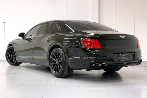 Used 2024 Bentley Flying Spur Azure image 6