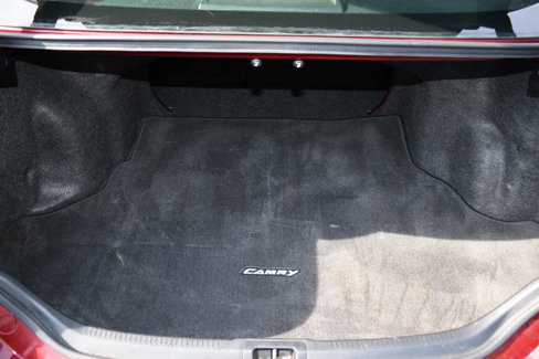 Used 2016 Toyota Camry SE image 18