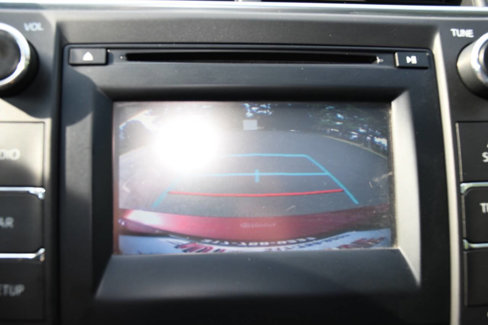 Used 2016 Toyota Camry SE image 32