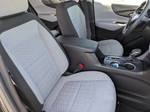 Used 2022 Chevrolet Equinox LS image 10
