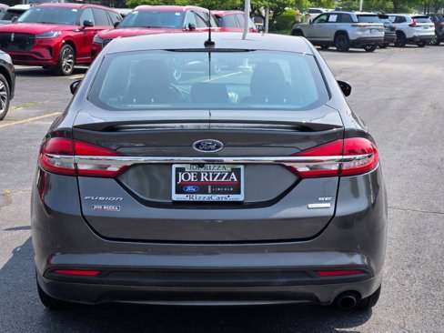 Used 2018 Ford Fusion SE w/ Equipment Group 201A image 11