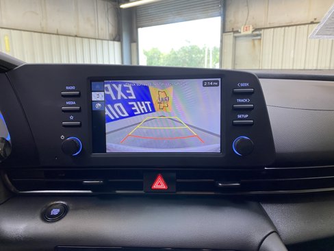 Used 2025 Hyundai Elantra Sport image 39