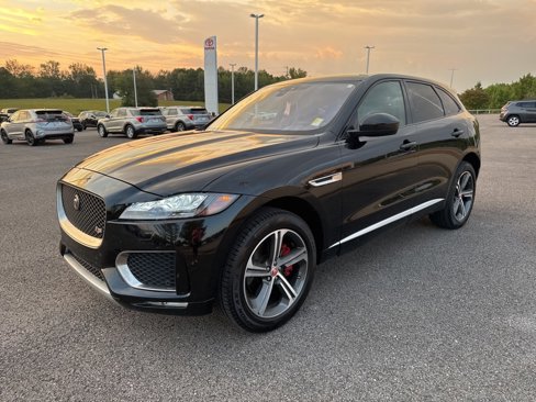 Used 2020 Jaguar F-PACE S image 7