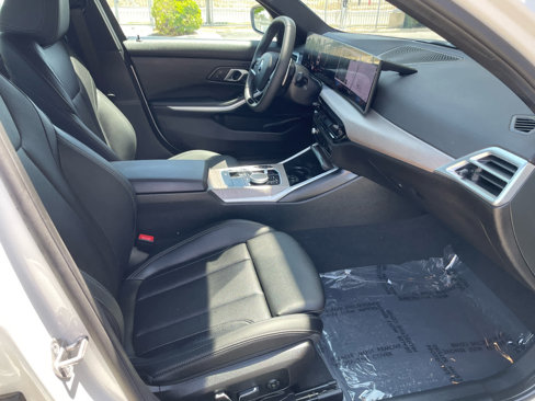 Used 2025 BMW 330i Sedan image 10