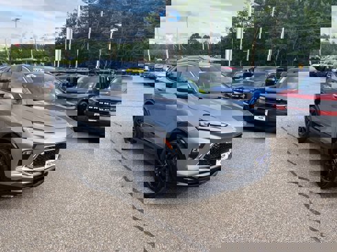 Used 2024 Buick Encore GX Sport Touring image 7