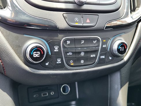 Used 2023 Chevrolet Equinox RS w/ RS Leather Package image 28