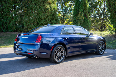 Used 2017 Chrysler 300 S image 5