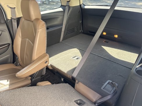 Used 2016 GMC Acadia SLT image 10