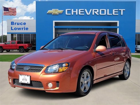 Used 2009 Kia Spectra5 SX image 1