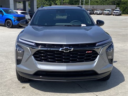 New 2025 Chevrolet Trax RS w/ Driver Confidence Package image 9