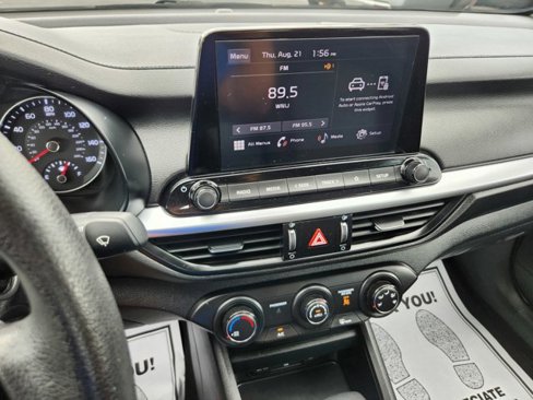 Used 2024 Kia Forte LXS image 9