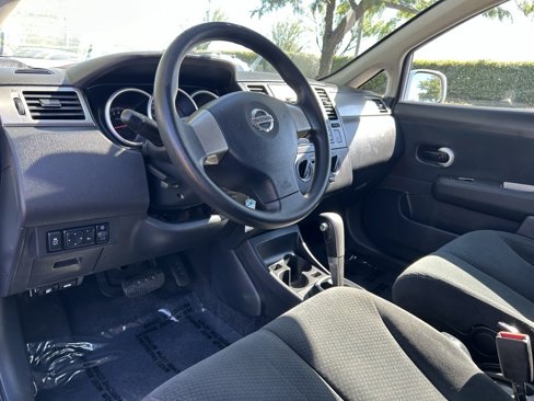 Used 2012 Nissan Versa 1.8 S image 11