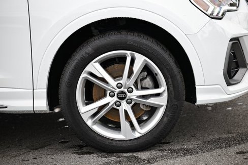 Used 2024 Audi Q3 2.0T Premium Plus image 4